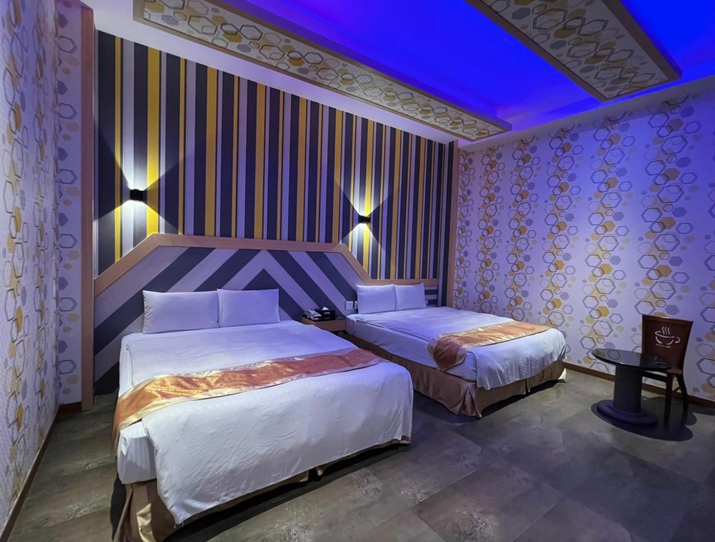 Wei Feng Exquisite Motel Pintung Branch Pingtung Kültér fotó