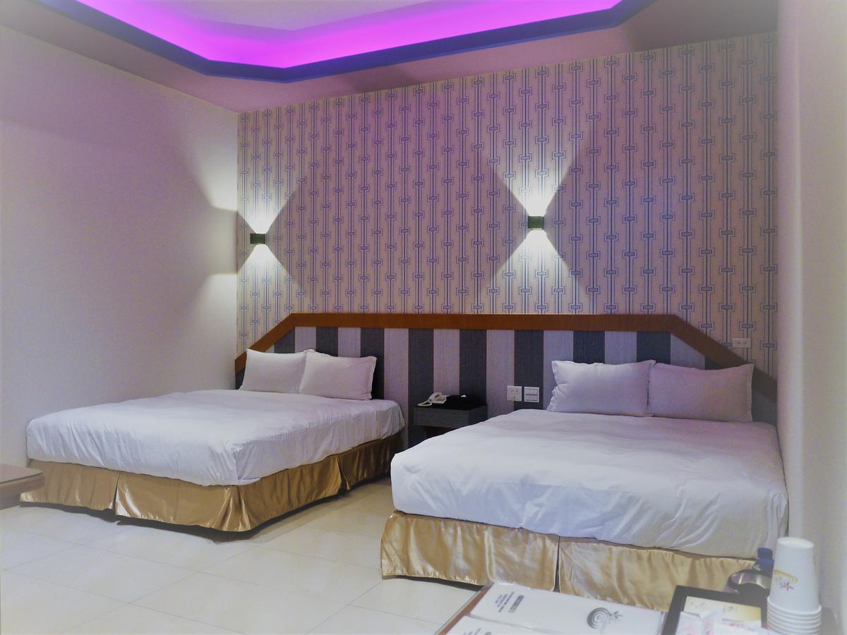 Wei Feng Exquisite Motel Pintung Branch Pingtung Kültér fotó